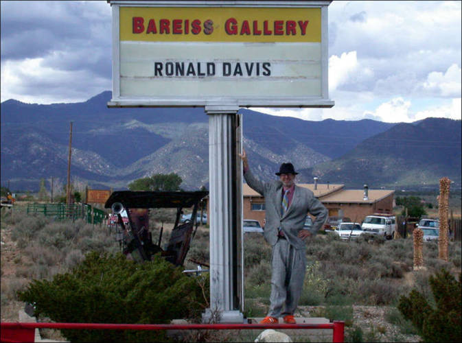 Ron Davis: New Work - Tempo, Taos News, 8-8-02